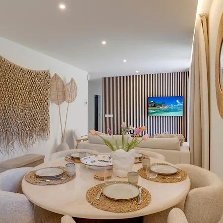 Casa De Hoog * Estepona